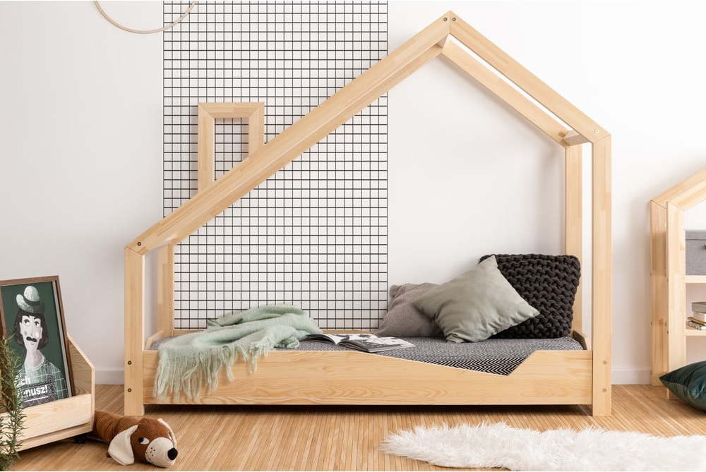 Domečková postel z borovicového dřeva Adeko Luna Adra