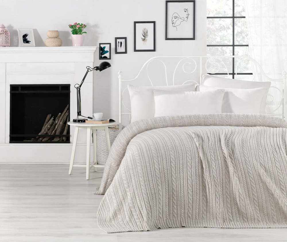 Šedobéžový přehoz přes postel s příměsí bavlny Homemania Decor Camila
