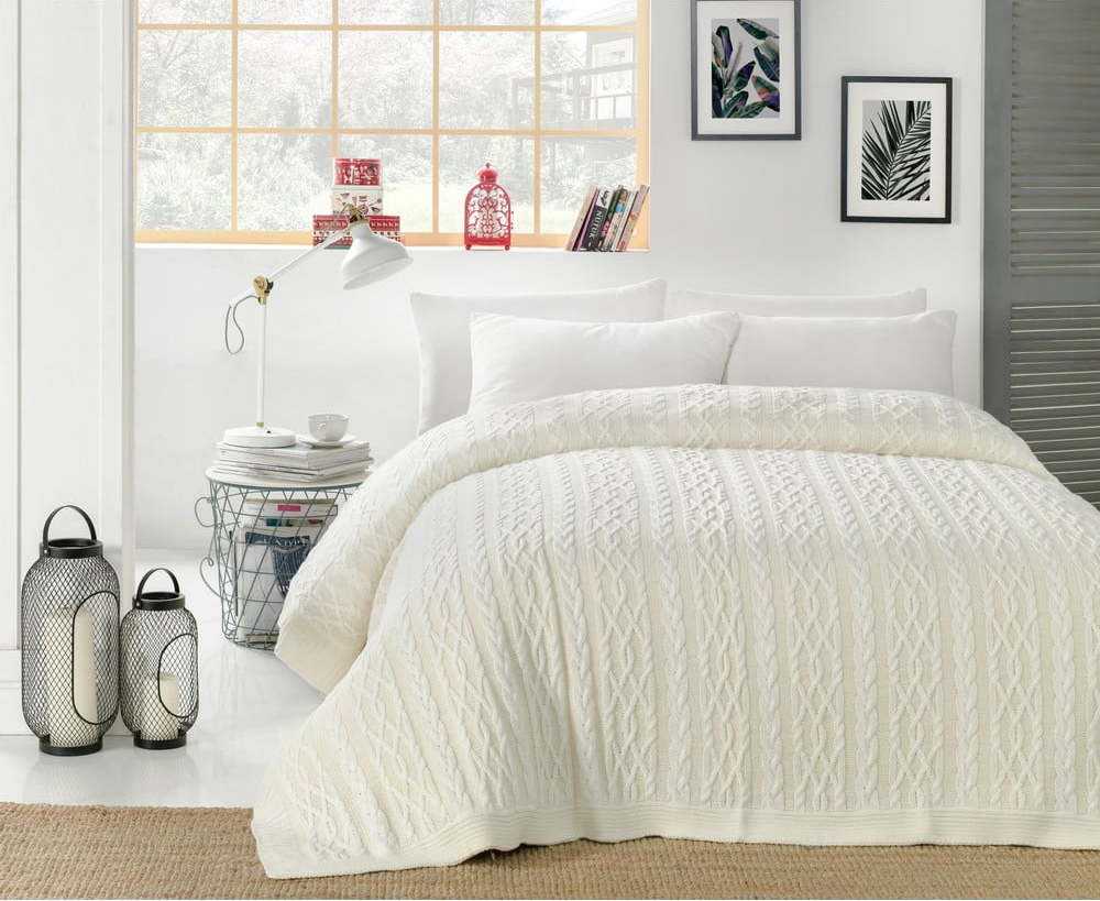 Světle krémový přehoz přes postel s příměsí bavlny Homemania Decor Knit