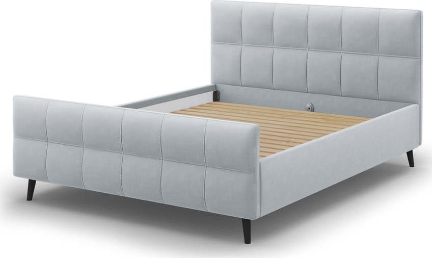 Světle šedá čalouněná dvoulůžková postel s roštem 140x200 cm Gigi - Micadoni Home Micadoni Home
