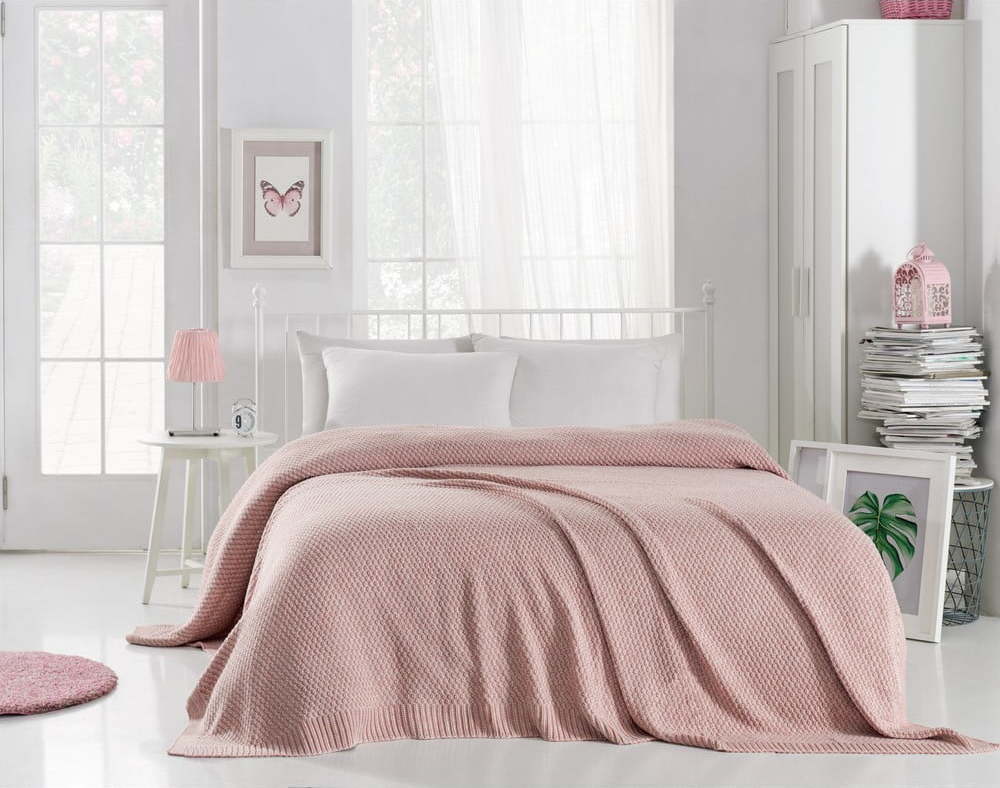 Pudrově růžový přehoz přes postel s příměsí bavlny Homemania Decor Silvi