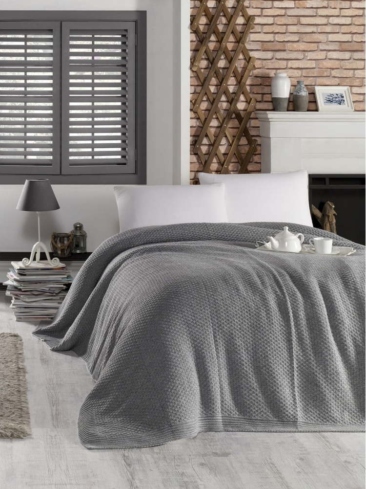 Šedý přehoz přes postel s příměsí bavlny Homemania Decor Silvi